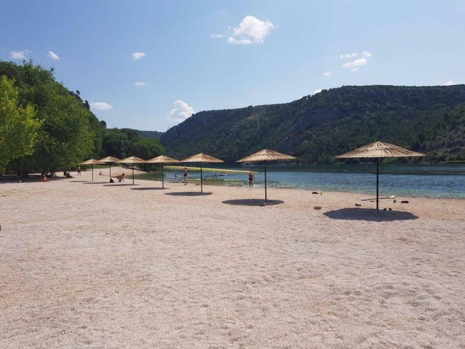 Rokovaca * Skradin